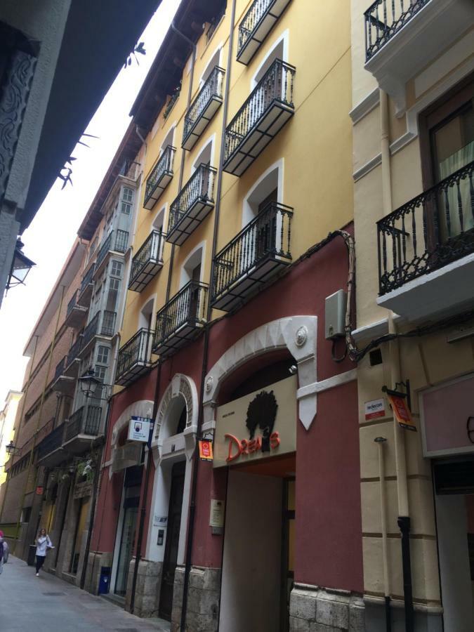 Apartamentos Turisticos Torico Amantes Teruel Exteriör bild